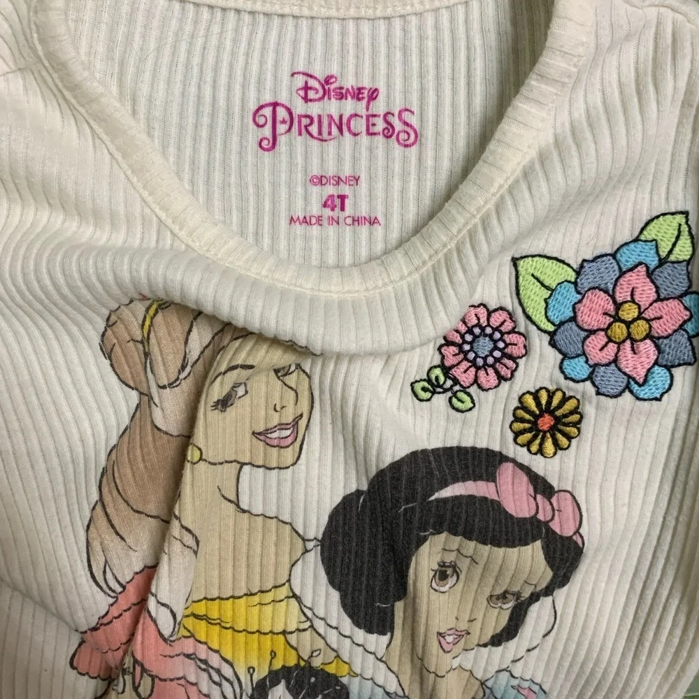 Disney Good Vibes Minnie Mouse & Disney Princess Outfits